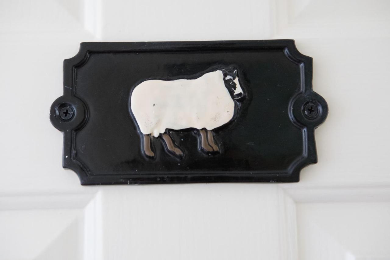 Farmyard Inn Youlgreave Esterno foto